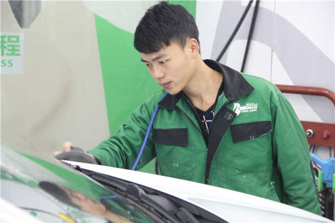 汽车美容培训.jpg